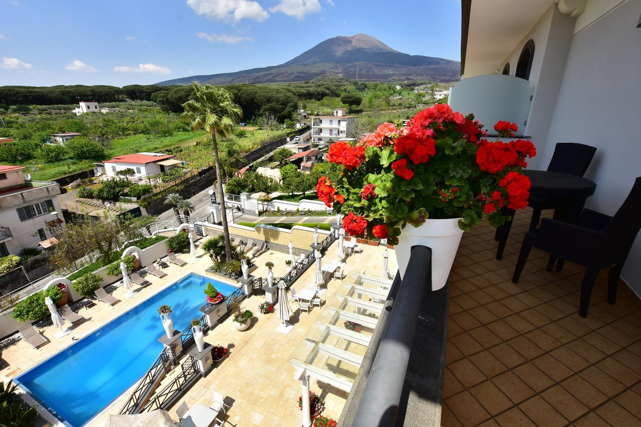 Palazzo Rosenthal Vesuview Hotel & Resort Trecase Exterior photo